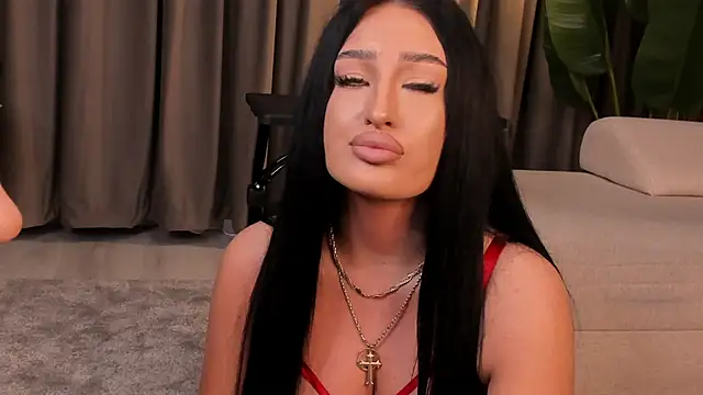 EmeraldKat's Live XXX Chat