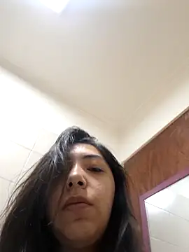 missapril0101 élő XXX-chatje