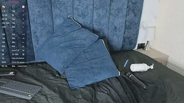 yunkeyc Adlı Modelin Canlı XXX Sohbeti