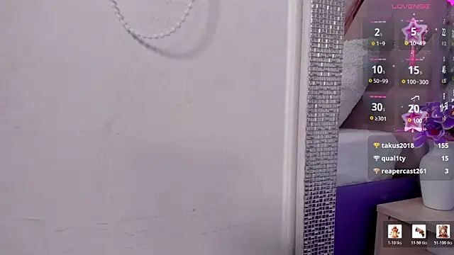 naomy_sexy_'s Live XXX Chat