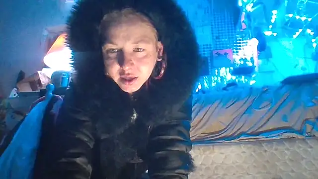 Ambionce: διαδικτυακό σόου στην κάμερα