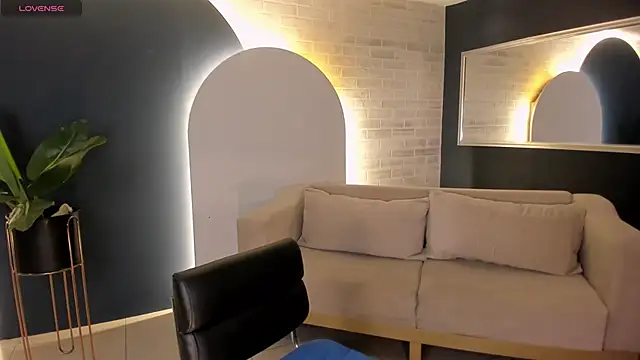 Chat XXX en directo de SunnyRivers