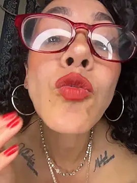 Онлайн чат XXX JULYSEX1