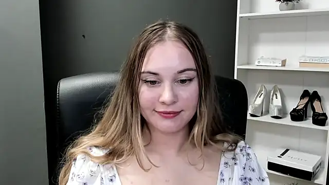 kitty_valeria's Live XXX Chat