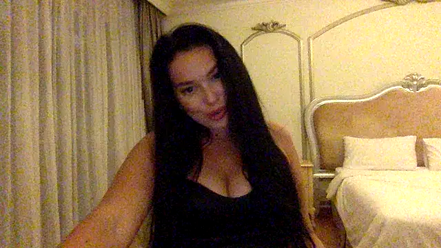 Fayronna live XXX chat