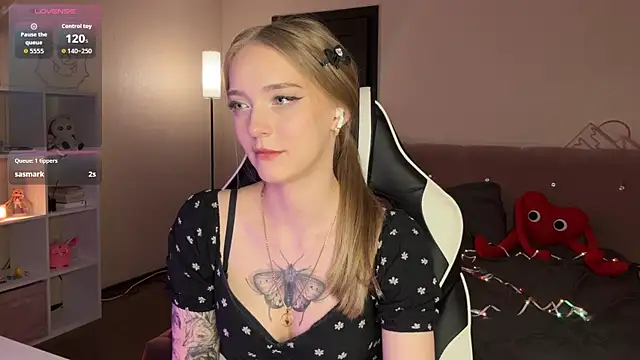 EvaPeace 即時 XXX 聊天