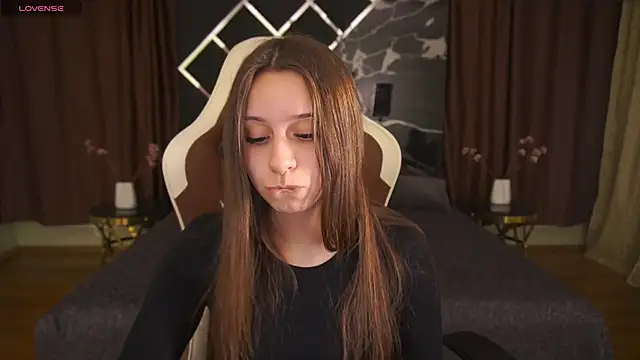 TinyNatalieのライブXXXチャット