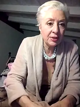 divinaerotica Chat XXX live