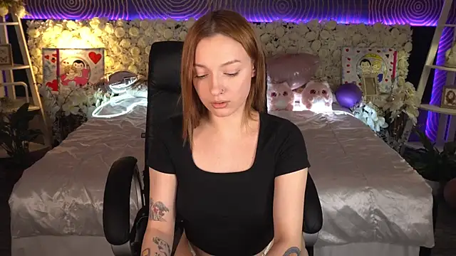 FoxyMayy's Live XXX Chat