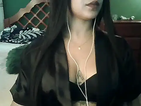 Živý XXX chat FallsForHerSmile