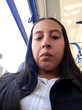 MaskedLatinaX Chat XXX in diretta