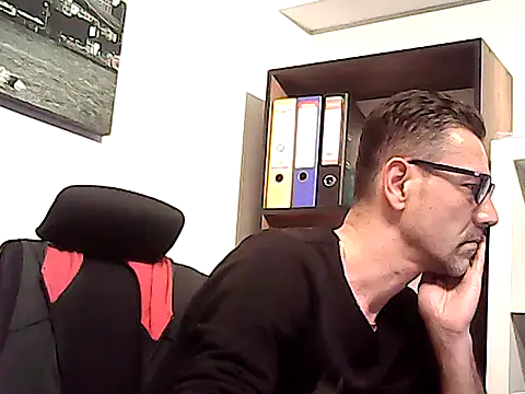 دردشة mastercharisma35 الجنسية المباشرة