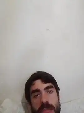 lucc051 Adlı Modelin Web Kamerası Şovu