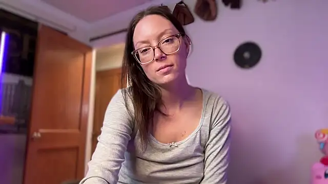 SpaceCowWhore Chat XXX in diretta