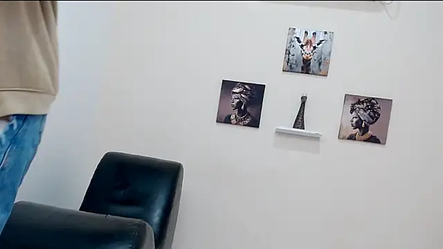 eladyrous98のライブXXXチャット