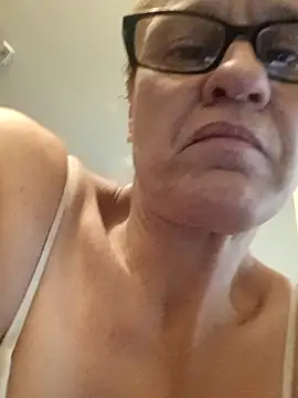 PremiumKitty: онлайн-секс-чат