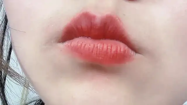 Susu-36E's Live XXX Chat