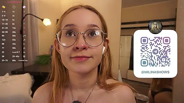 BeckiHoffer Chat XXX in diretta