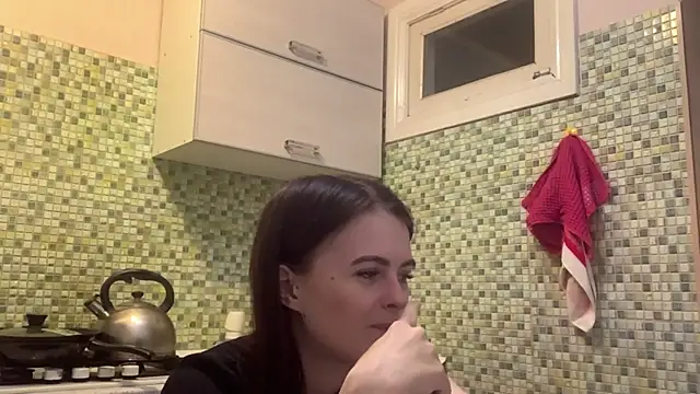 KikiAminoのライブXXXチャット