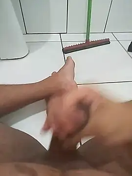 Comedordecu0289's Live XXX Chat