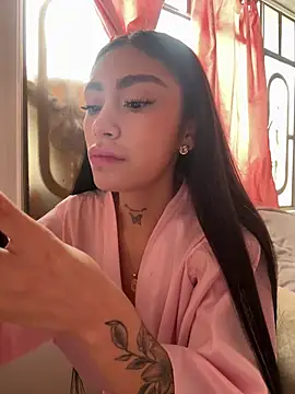 Bonny_Eva Chat XXX in diretta