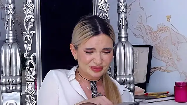 Chat XXX ao vivo de NightshadeIris