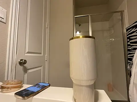 wynterheat's Live XXX Chat