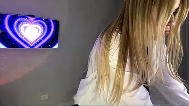 Chat XXX ao vivo de Between_Eeys