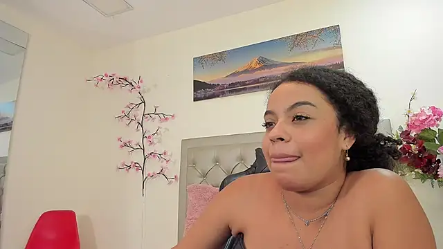 katie__bloom Adlı Modelin Canlı XXX Sohbeti