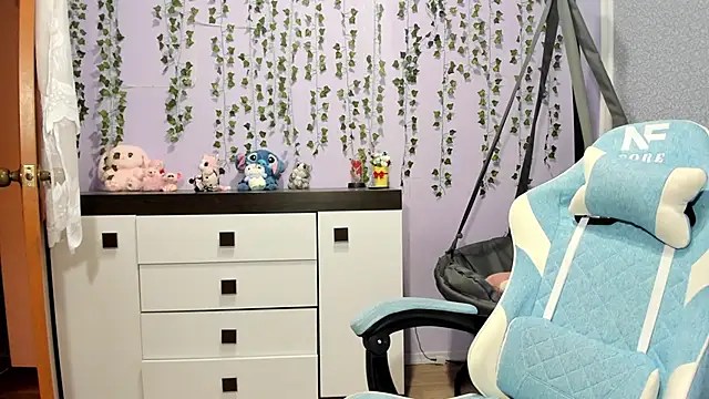 Yoonhee_kiのライブXXXチャット