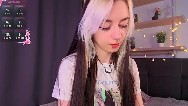 TristaRoht Live XXX Chat