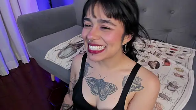 Chat +18 de flower_smith_ ao vivo