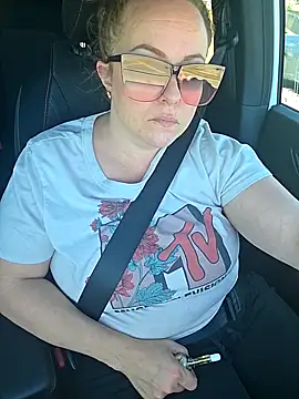 julimonroe 现场XXX聊天