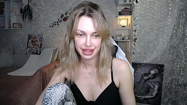 NickyAdamidi Live XXX Chat