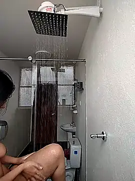 Chat XXX ao vivo de HollyPeach