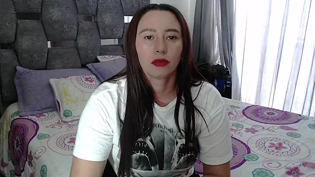 sara_hott_1: онлайн-секс-чат