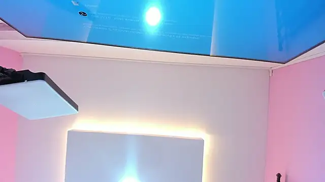 แชท XXX สดของ nicolle_pierce