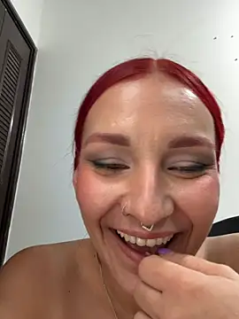 Chat XXX ao vivo de Amelie-RedHoney