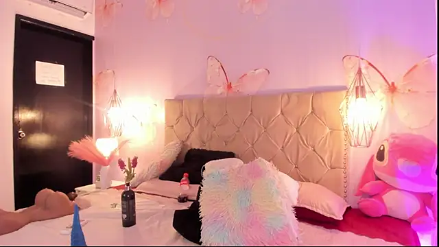 Chat XXX ao vivo de Vivi_prinncess