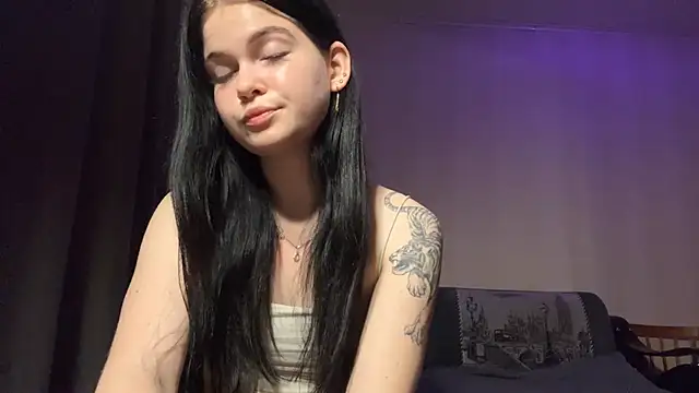 แชท XXX สดของ BellaLuxury