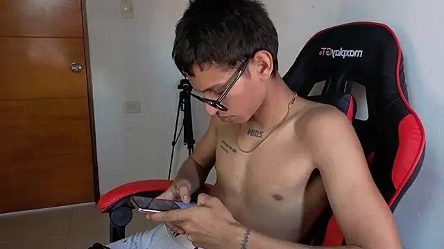 sung_yol's Live XXX Chat