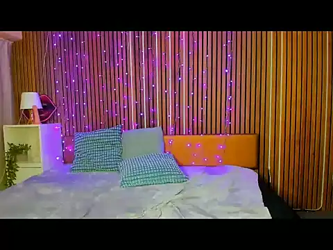 Chat +18 de AshleyNova21 ao vivo