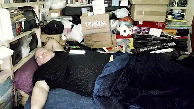 hadeszeuss2 Show Webcam