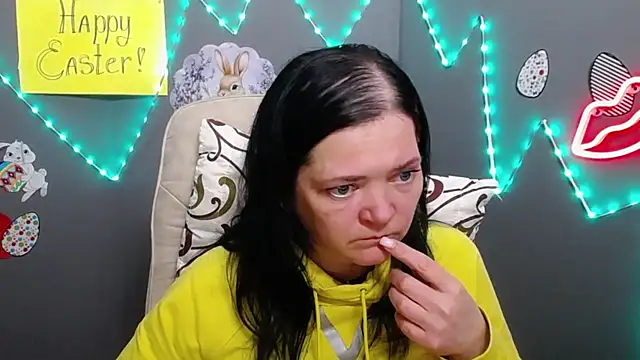 LauraFinnのライブXXXチャット