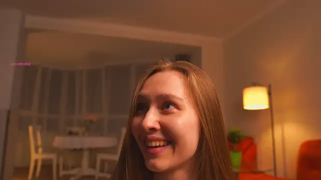 SharaNewbern 라이브 XXX 채팅