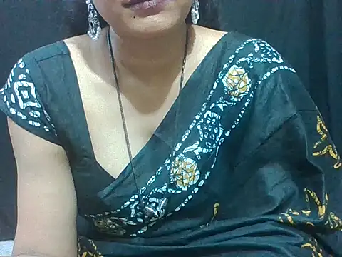 Chatroom XXX en direct de Thilothama_Vaishu