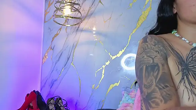 Chatroom XXX en direct de Scaarlettfox