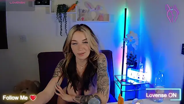 Živý XXX chat Bina-Temptation