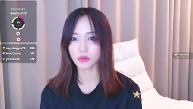 Nitamade79's Live XXX Chat