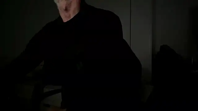 Pokazy przed kamerką – pocker498